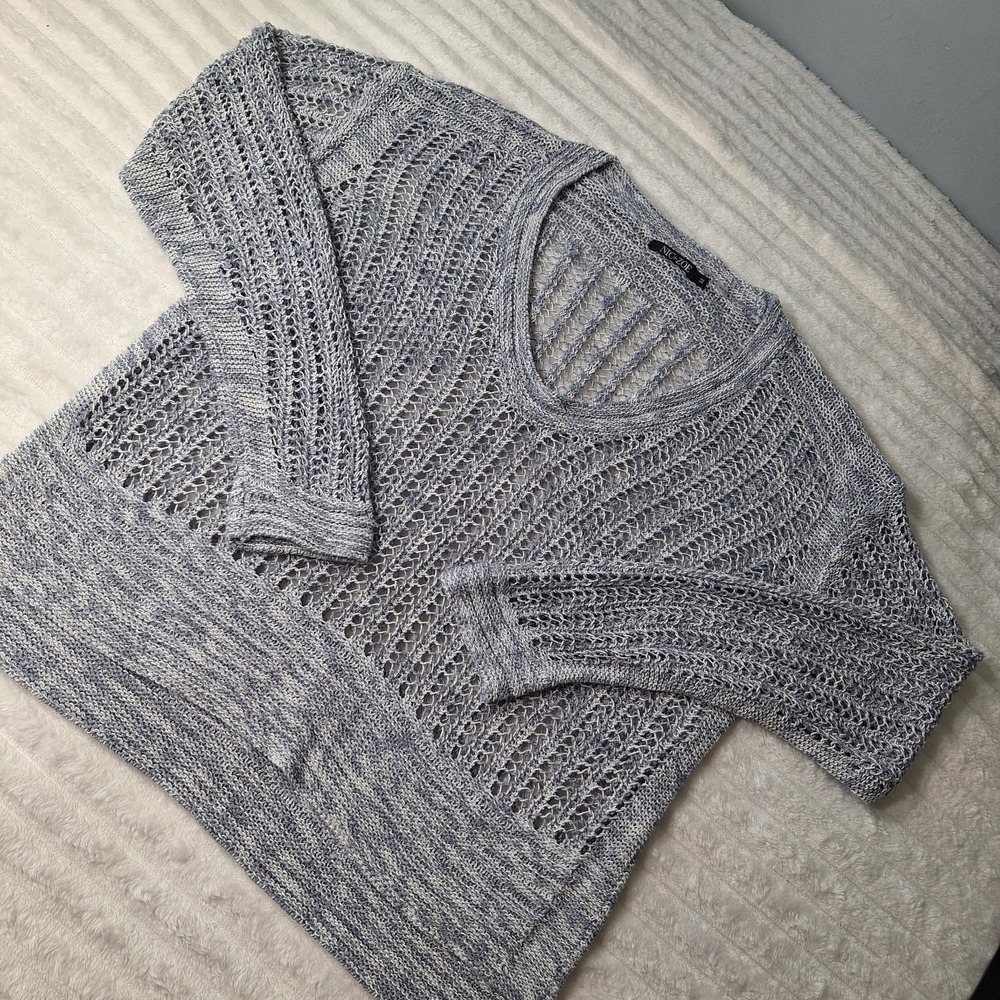 Nic + Zoe  Open Knit Vneck Sweater Womens M Blue Coastal Beachy Resort Vacation